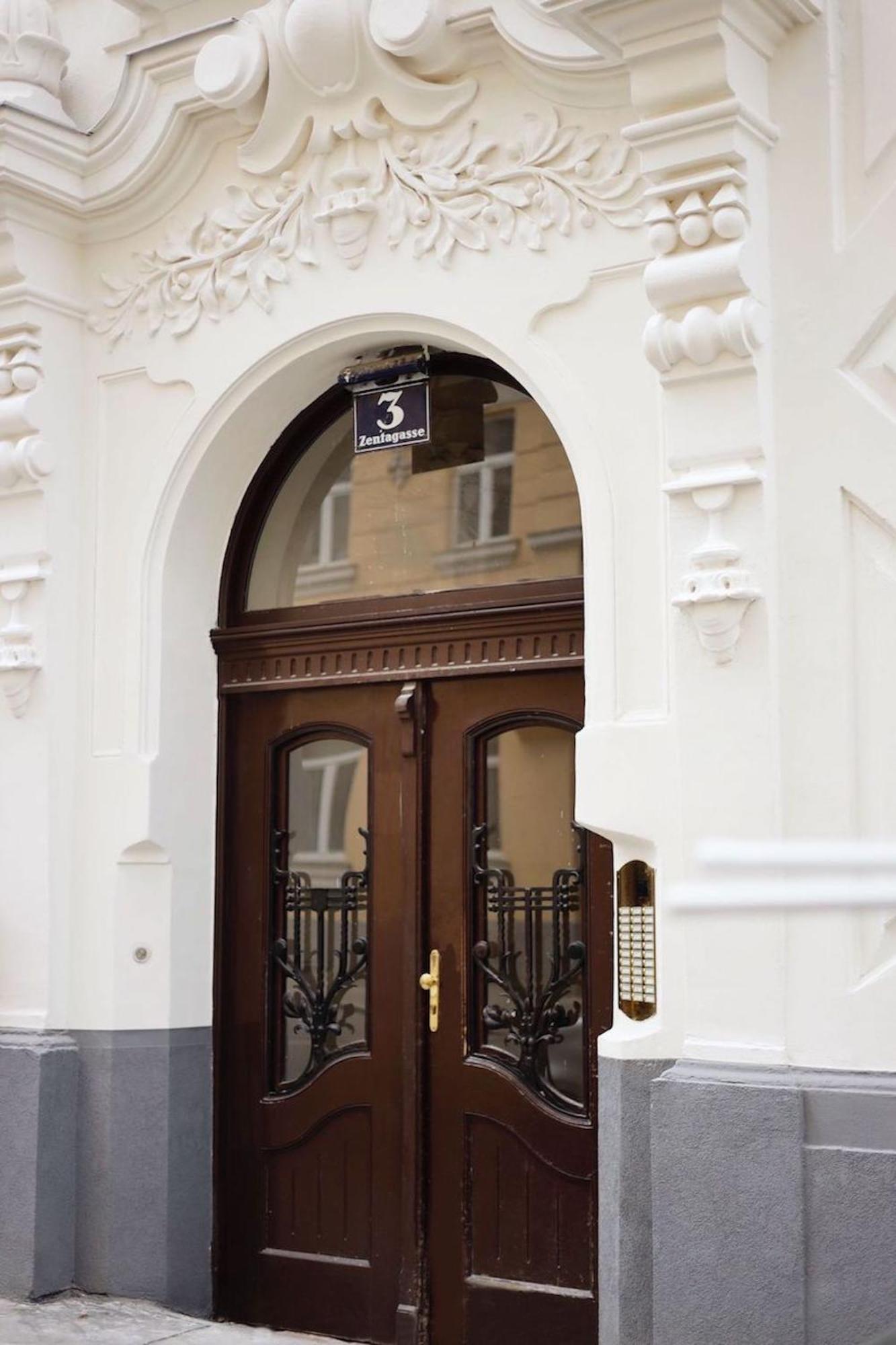 Heymi Apartments Zentagasse Vienna Luaran gambar